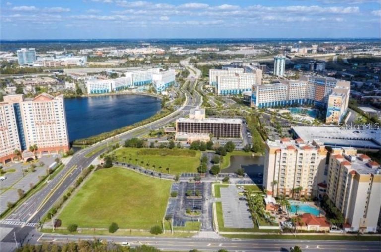 Premier Resort Condos Near Disney & Universal - All Contactless